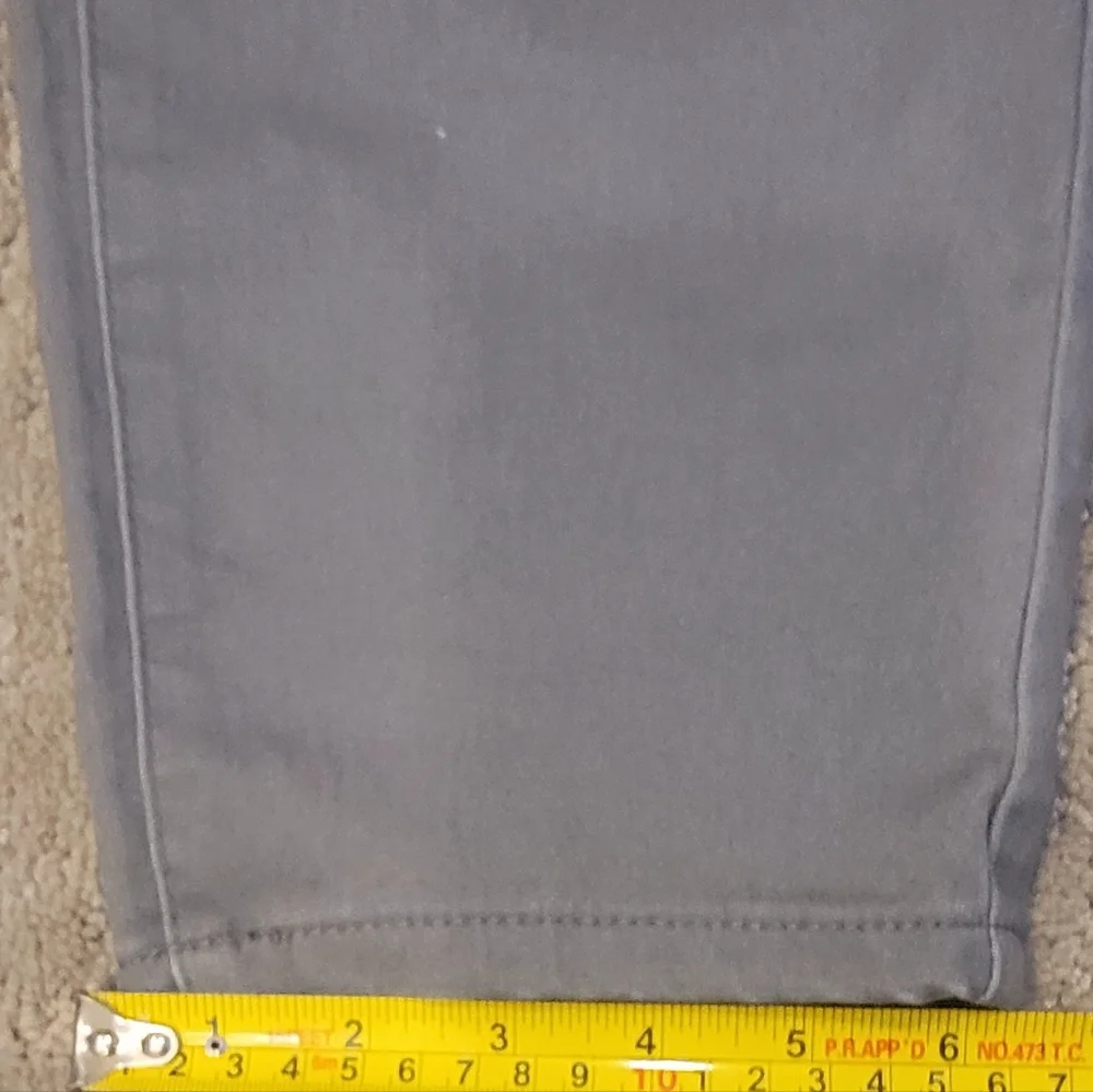 Chic Gray Pants/Jeggings - Picture 3 of 10